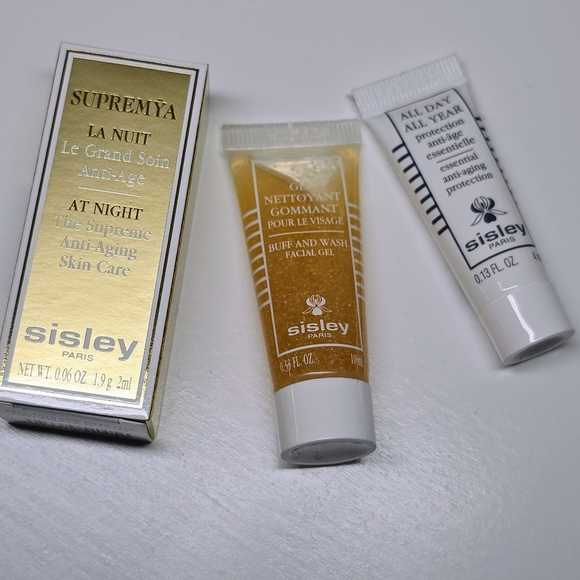 Sisley-Paris Luxury Travel gift set with pouch - Picture 15 of 16